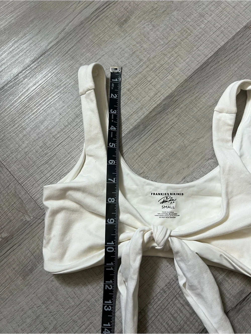 Frankies Bikinis minimal white